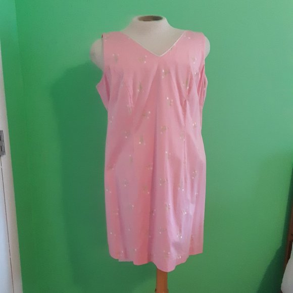 Amanda Smith Dresses & Skirts - 2 for $16 Amanda Smith Embroidered Dress Stretch